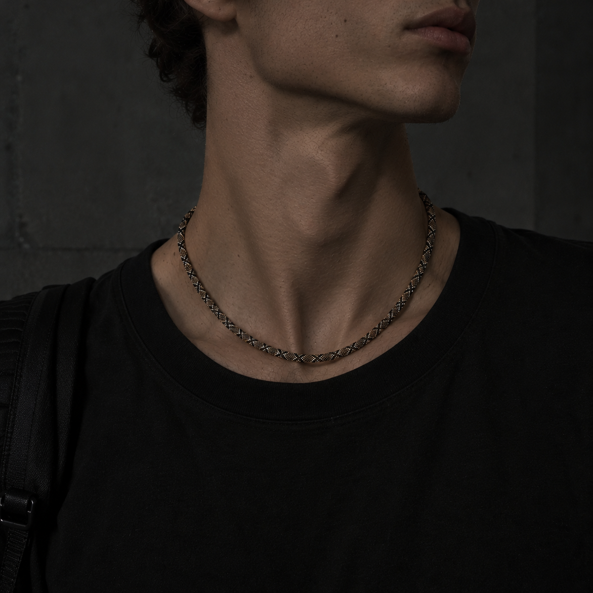 OddHub - The VIRAL Snake Necklace